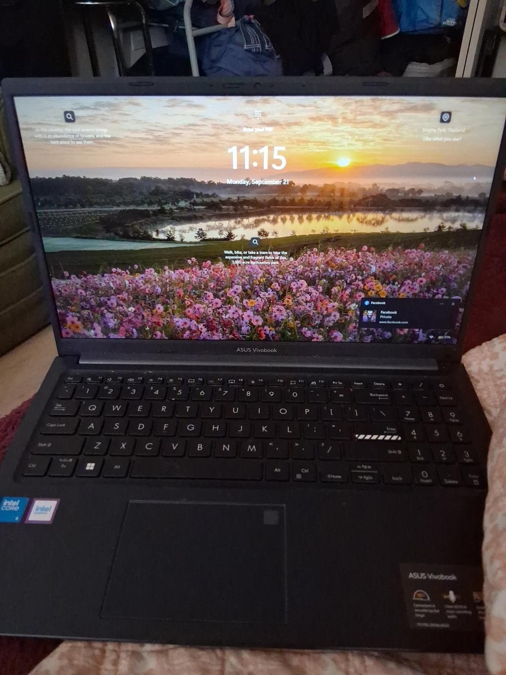 ASUS Black Vivobook Laptop with Full Keyboard